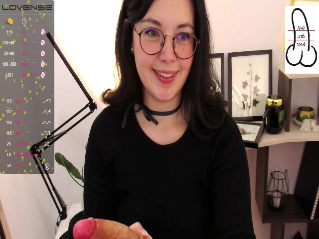 Live sex webcam photo for laurent_swan1 #272931327