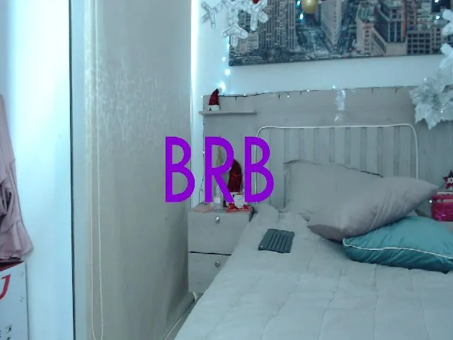 Live sex webcam photo for leahhleex #271721221