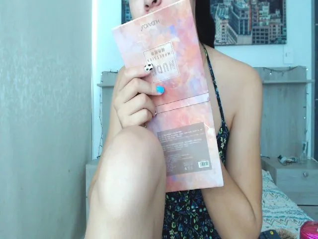 Live sex webcam photo for leahhleex #272020950