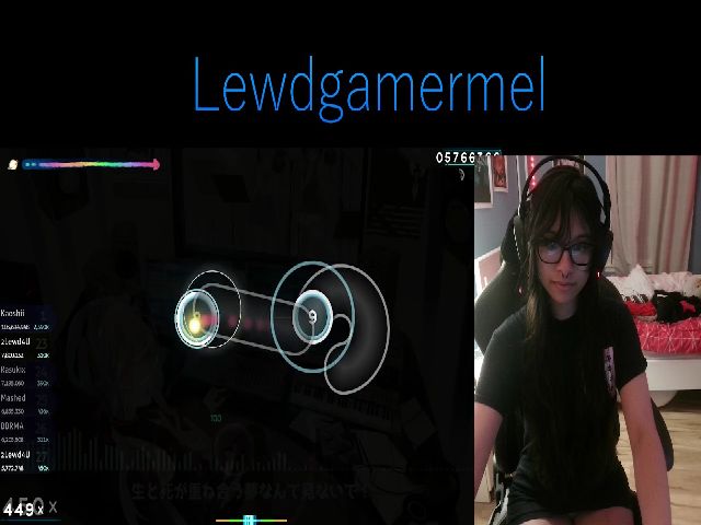 Live sex webcam photo for lewdgamermel #274154716