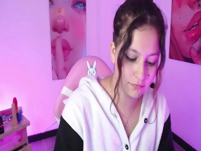 Live sex webcam photo for lexa_peach #273663548