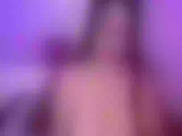 Live sex webcam photo for lexiie_grey #271763234