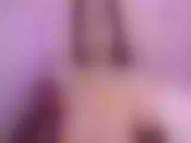 Live sex webcam photo for lexiie_grey #272387250