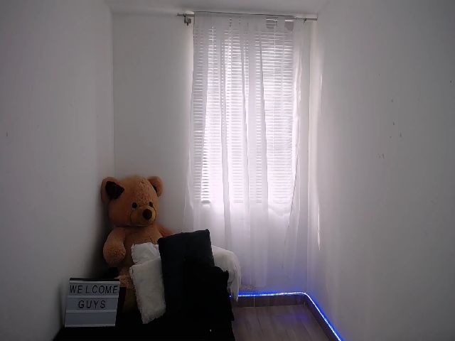 Live sex webcam photo for liee_sonder #272362730