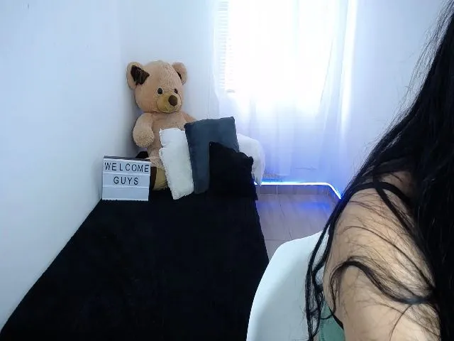 Live sex webcam photo for liee_sonder #272363326