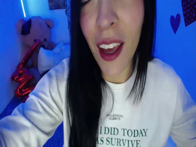 Live sex webcam photo for liee_sonder #272985873