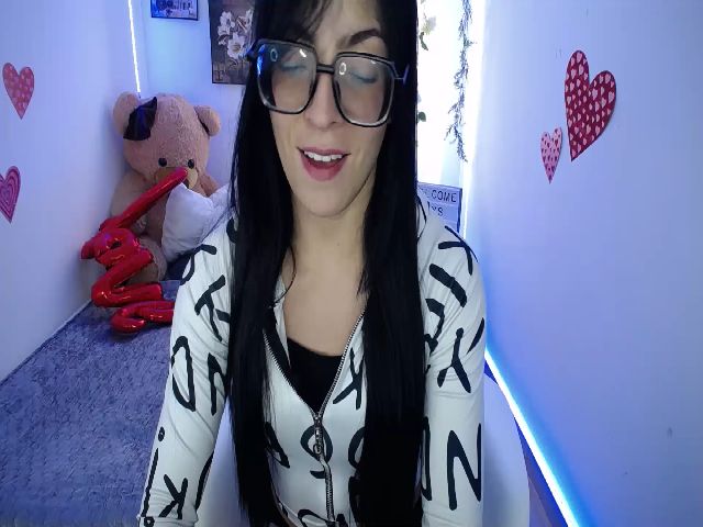 Live sex webcam photo for liee_sonder #272994860