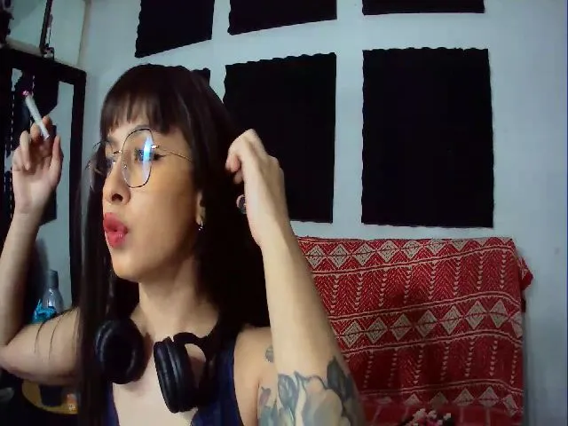 Live sex webcam photo for lilmessybabyy #273499706