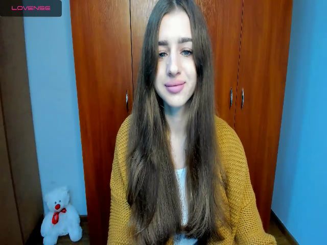 Live sex webcam photo for lilydavra #271865147