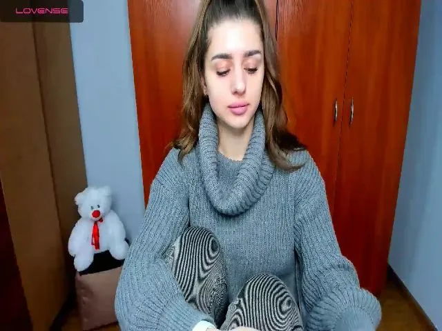 Live sex webcam photo for lilydavra #272066092