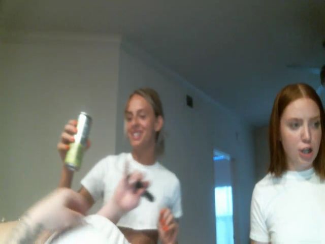 Live sex webcam photo for littlered6996 #274108371