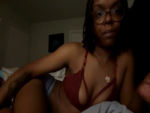 Live sex webcam photo for locsofmelanin #273820054