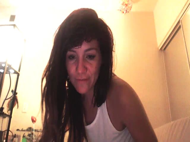 Live sex webcam photo for lolaloka69 #273040878