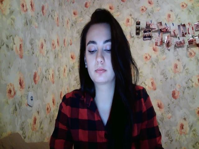 Live sex webcam photo for lolly_hollyy #272115015