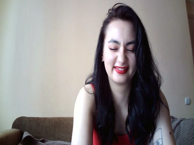 Live sex webcam photo for lolly_hollyy #272293377