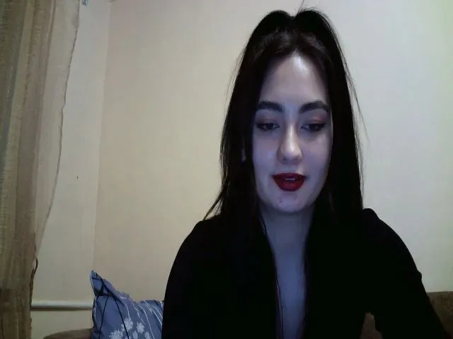 Live sex webcam photo for lolly_hollyy #272468419