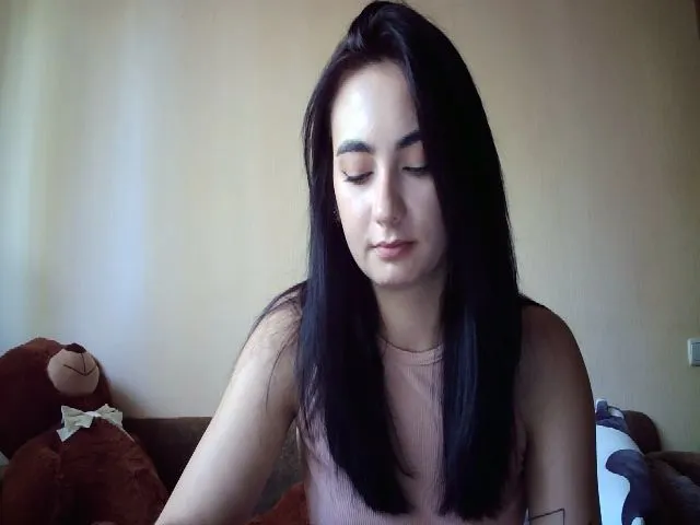 Live sex webcam photo for lolly_hollyy #273786458