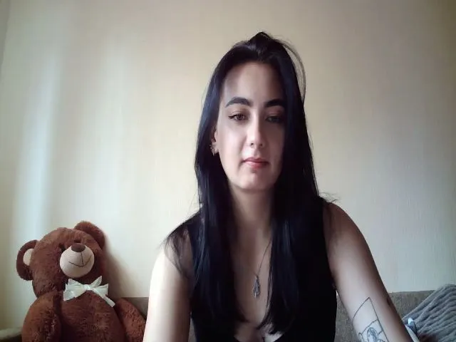 Live sex webcam photo for lolly_hollyy #273833900