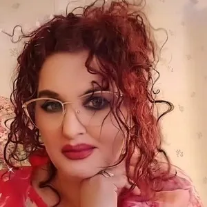 Live sex webcam photo for luciasquirt44 #278739007