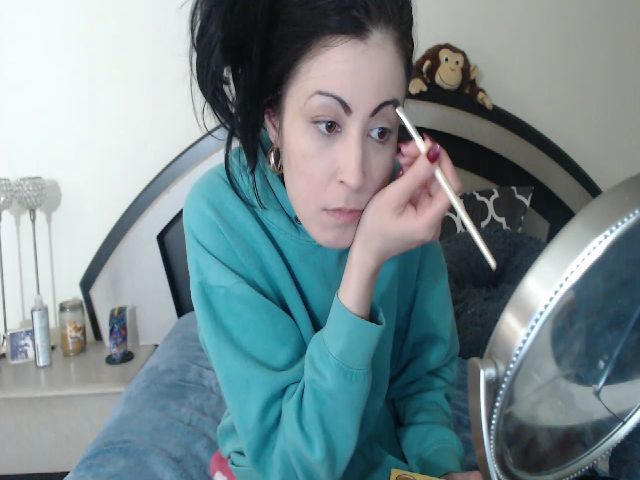 Live sex webcam photo for lyllla #271702970