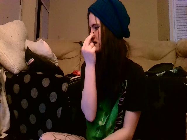 Live sex webcam photo for mArIsAsWeTpUs #272370841