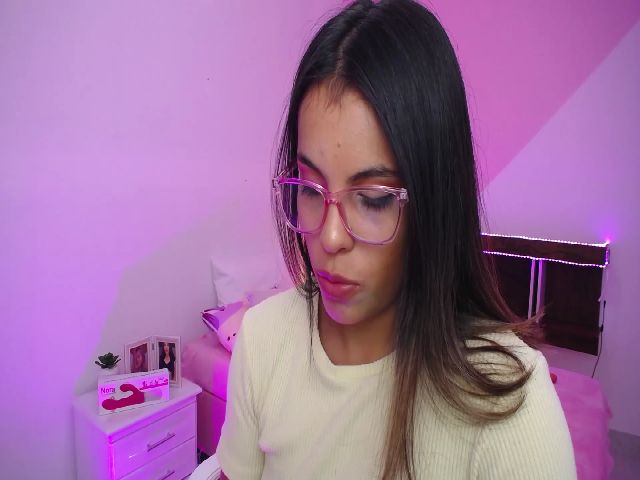Live sex webcam photo for mahiamiller #272012467