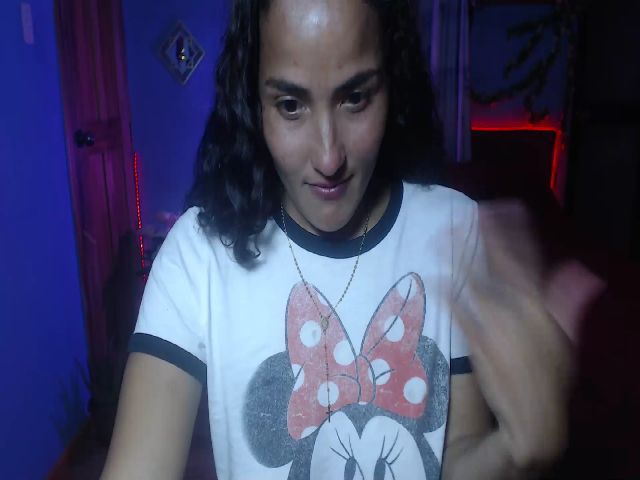 Live sex webcam photo for maiariveira1 #273490710