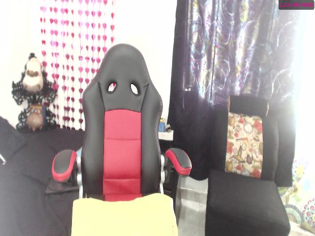 Live sex webcam photo for malakmente #274413320