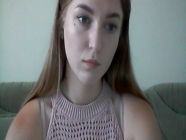 Live sex webcam photo for mama_boss #273966785