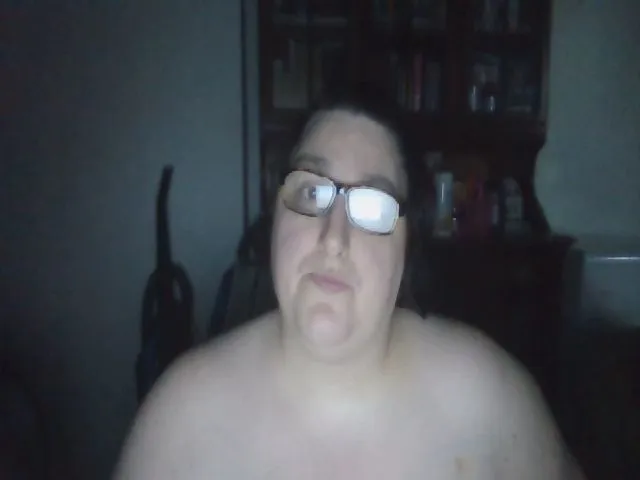 Live sex webcam photo for metalchick420 #272951935