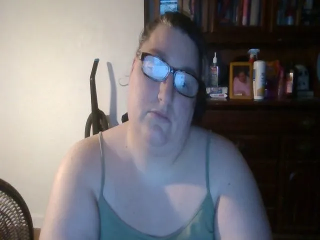 Live sex webcam photo for metalchick420 #272984226