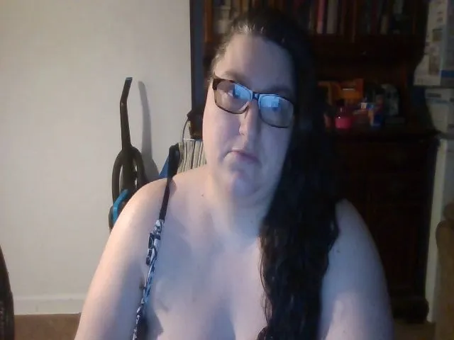Live sex webcam photo for metalchick420 #273053721