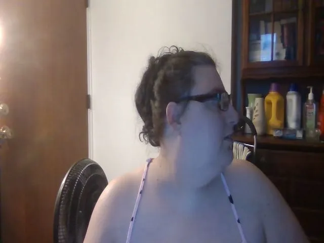 Live sex webcam photo for metalchick420 #273121787