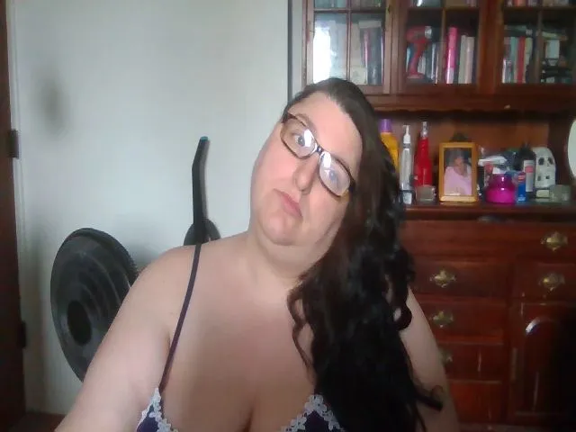 Live sex webcam photo for metalchick420 #273201921