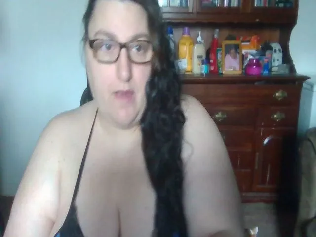 Live sex webcam photo for metalchick420 #273328912