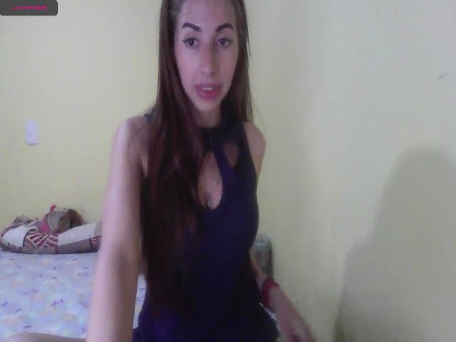 Live sex webcam photo for michu_20 #272381610
