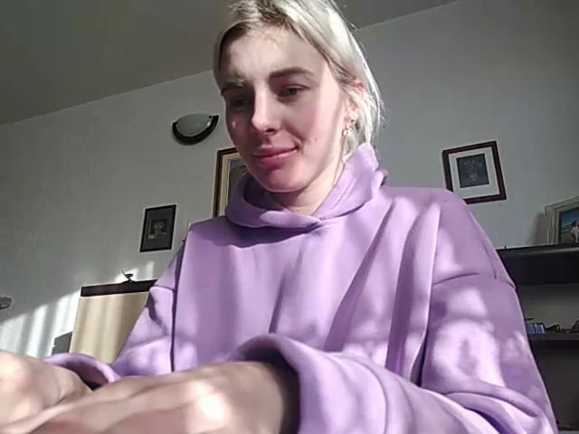 Live sex webcam photo for milaadi #272735049