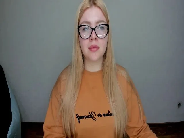 Live sex webcam photo for milafix #271805565