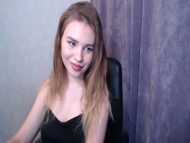 Live sex webcam photo for minishy #271776673