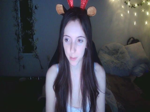 Live sex webcam photo for misiu98 #271754318