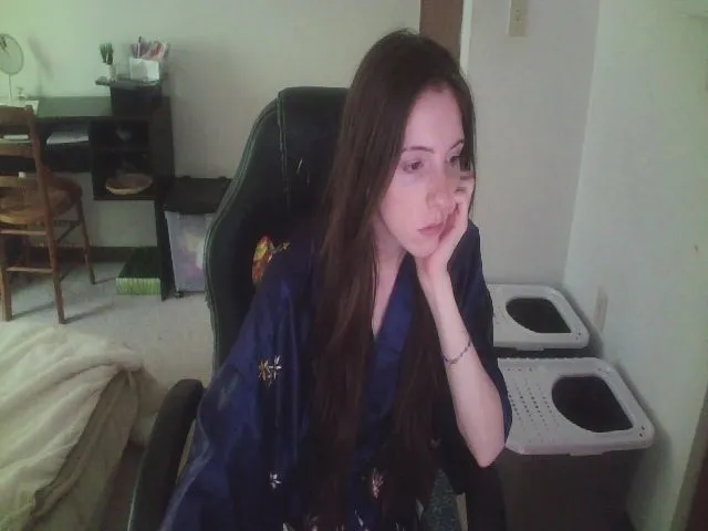 Live sex webcam photo for misiu98 #274059222