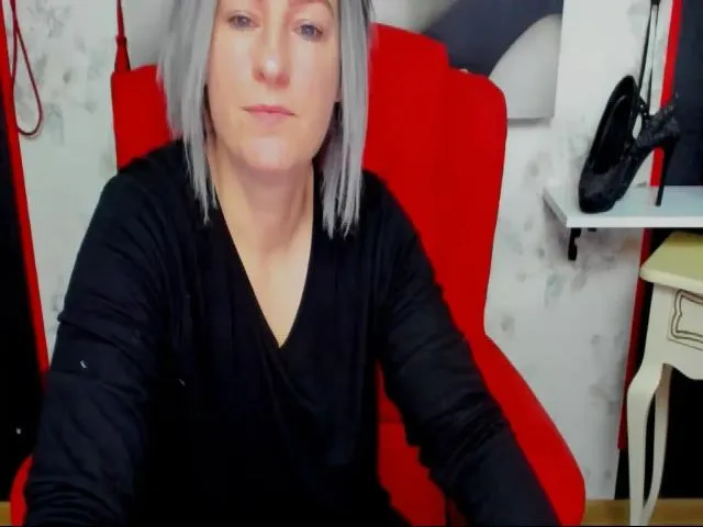 Live sex webcam photo for miss_aryanna #271708172