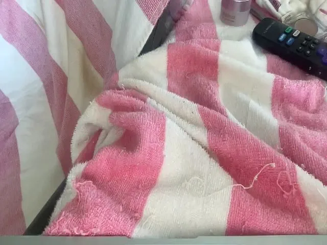 Live sex webcam photo for missbarbie22 #272209108