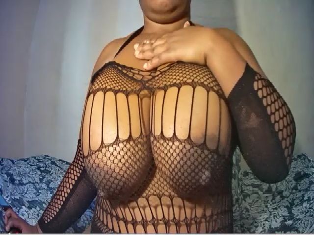 Live sex webcam photo for missboobsxx #287897493