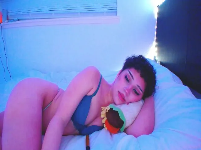 Live sex webcam photo for missmuerta #271901594