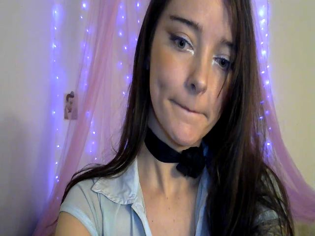 Live sex webcam photo for miuw_miuw #271962557