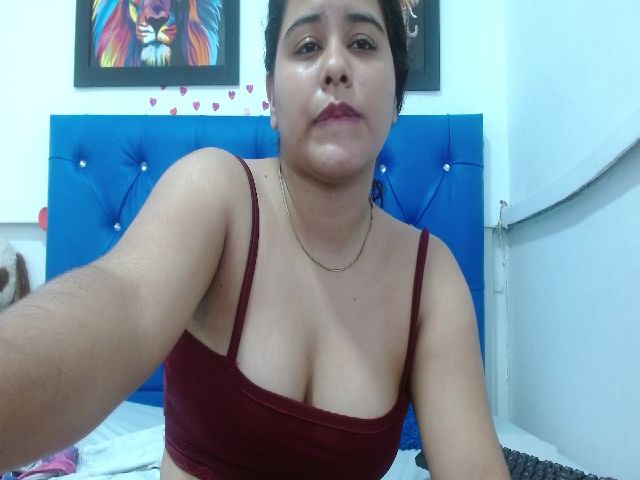 Live sex webcam photo for moanaa_sr #273015754