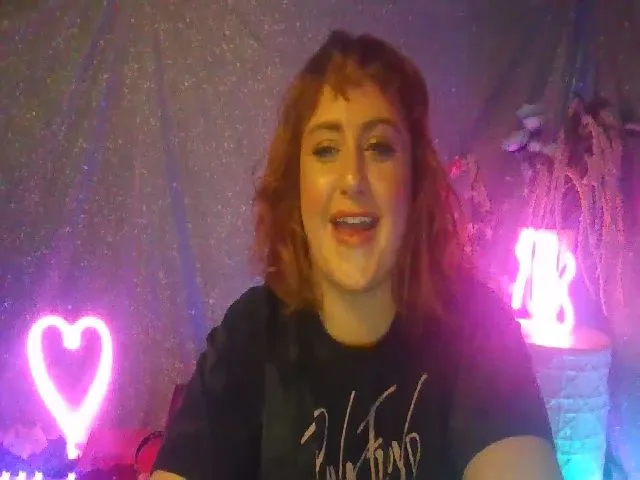 Live sex webcam photo for mythicpeach #271925356
