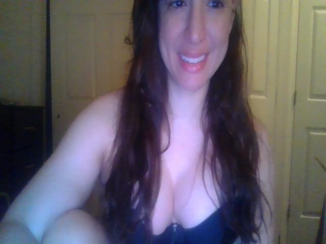 Live sex webcam photo for NaturalNikkii #271925909