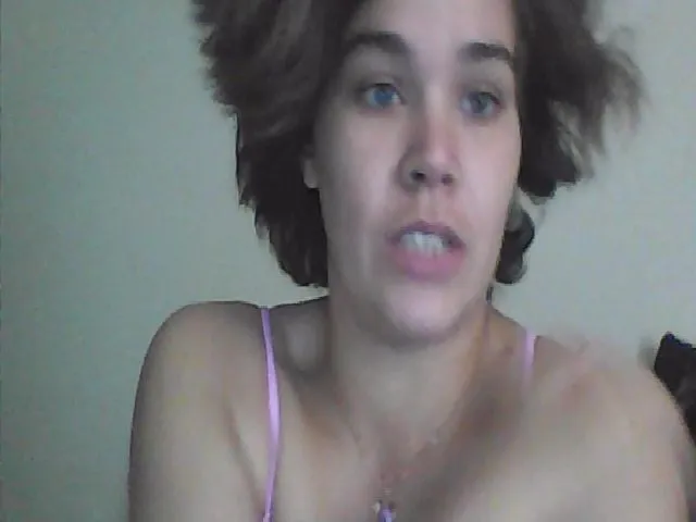 Live sex webcam photo for nikkigypsy420 #273564954